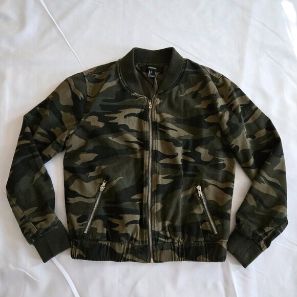 Women's Forever 21 Camouflage Bomber Jacket SZ S - Picture 6 of 9